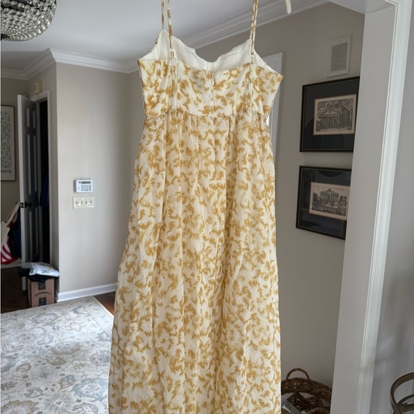 Bloomingdale’s Bardot Milka Midi Dress- EUC- like new condition. Size medium - Picture 6 of 6